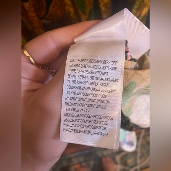 NWT Farm Rio||Garden Velvet MIDI Dress. As seen on Kelly Clarkson. Daisy… - Picture 15 of 16